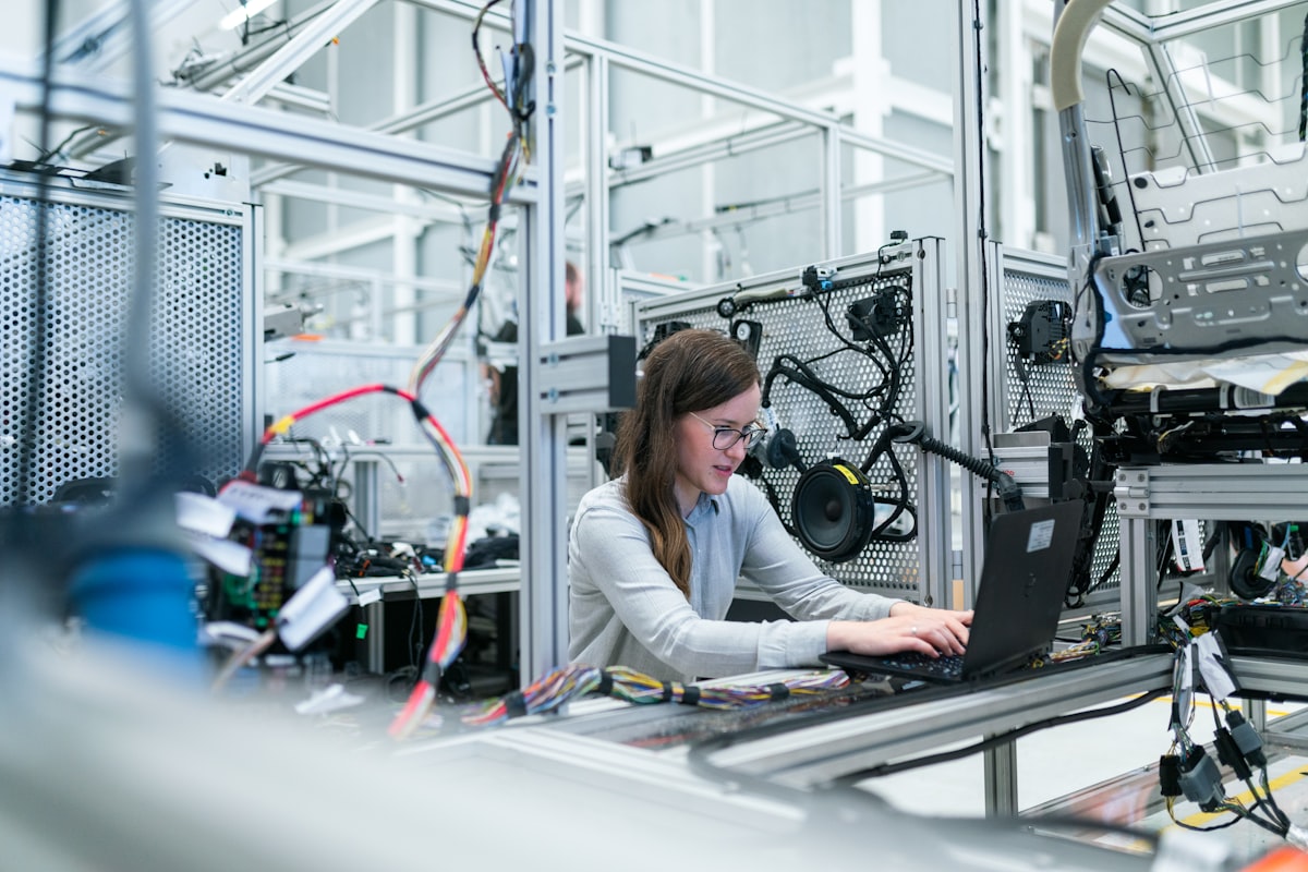 VR Training in Industrial Automation — The Future of Engineering Education